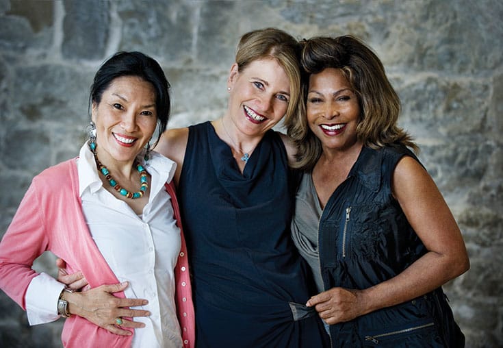 Tina Turner with her collaborators on the CD <em>Beyond</em>, Dechen Shak-Dagsay (left) and Regula Curti (center). Photo by Alberto Venzago.